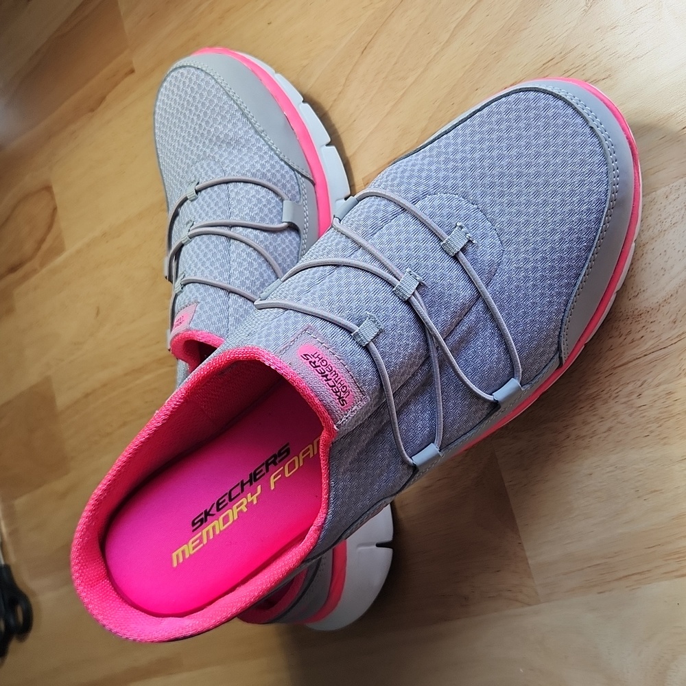 Skechers Shoes View 4